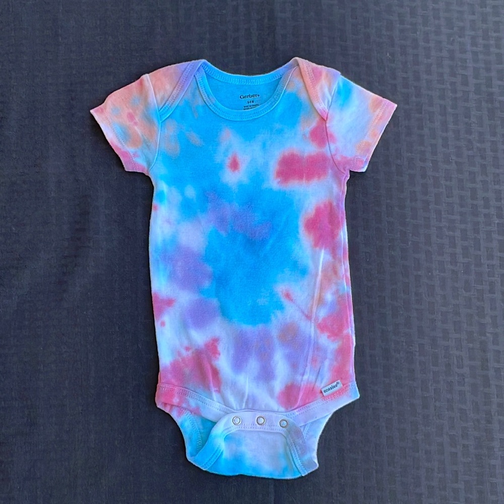 Homemade Tie Dye Onesie-W6501